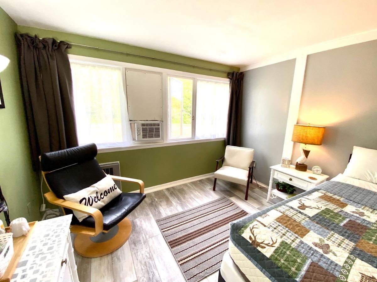Snowdon Chalet Motel Londonderry Exterior foto