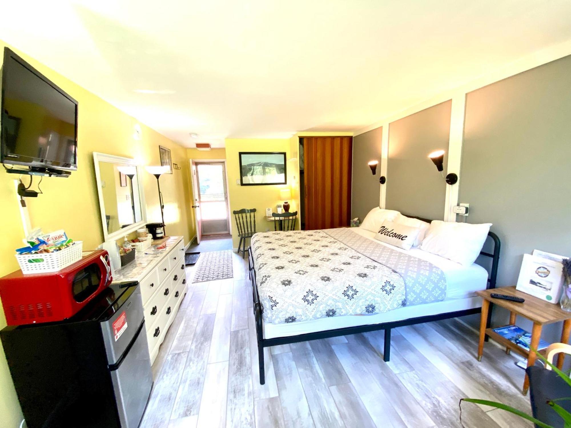 Snowdon Chalet Motel Londonderry Exterior foto