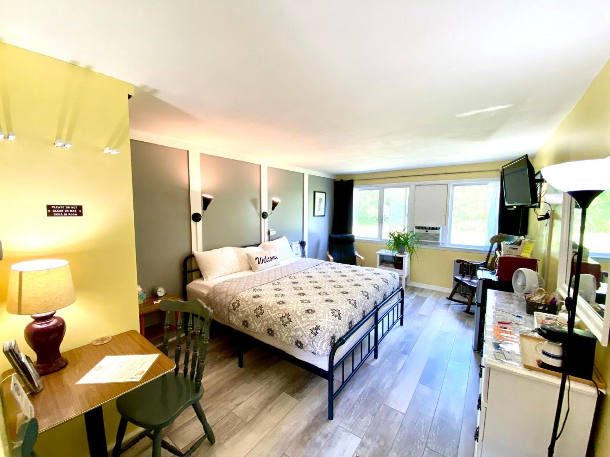 Snowdon Chalet Motel Londonderry Exterior foto